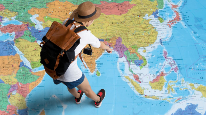 Tips Traveling Hemat untuk Pemula, Liburan Tenang Tanpa Boncos